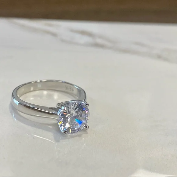 COPY - Stamped 18k gold solitaire cubic Zirconia promise wedding ring - Picture 5 of 6